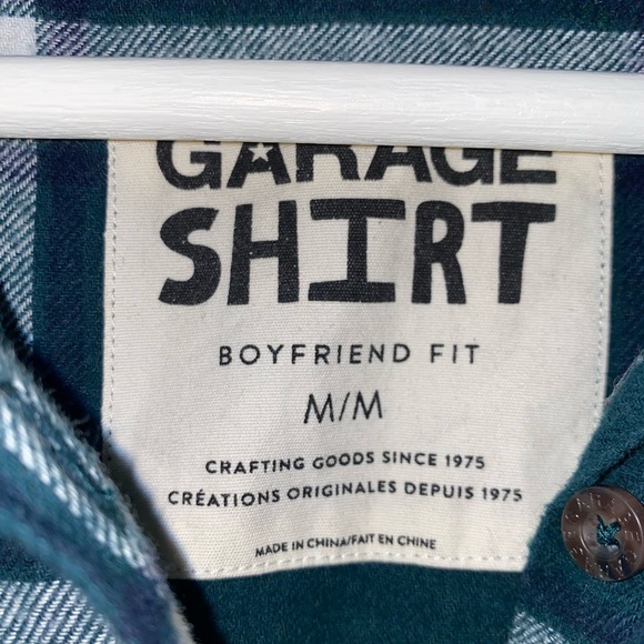 Green plaid from garage - Picture 3 of 3